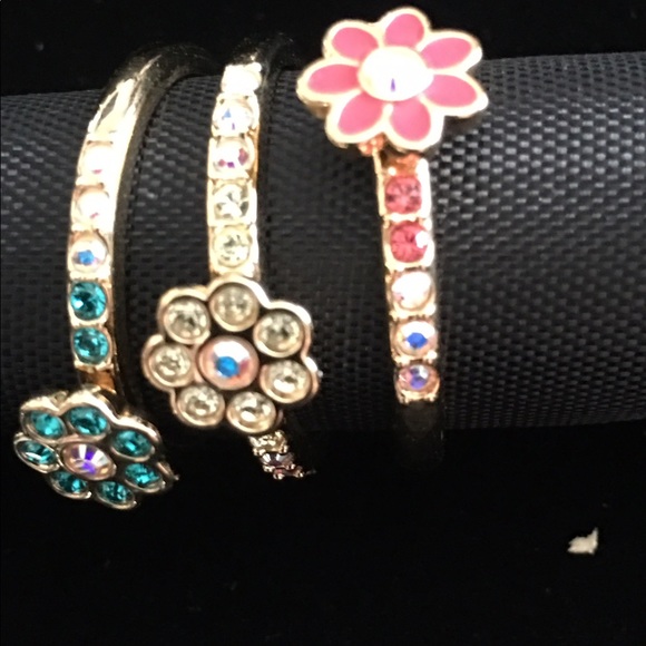 Lauren Conrad Stacking Flower Rings - Picture 1 of 9